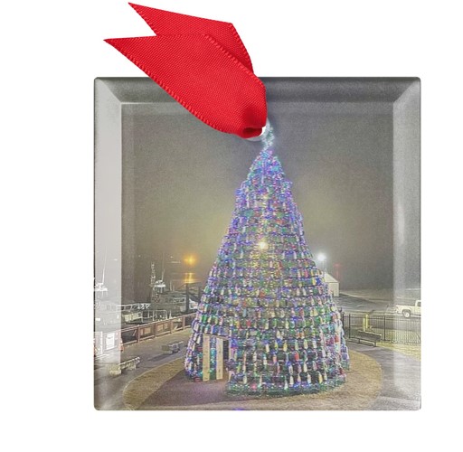 Lobster Trap Tree ornament square